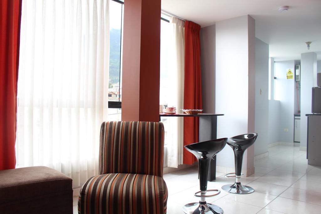 Abancay El Peregrino Apart Hotel מראה חיצוני תמונה