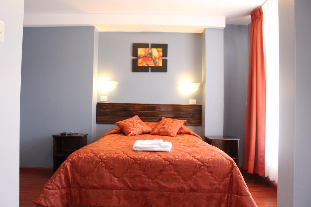 Abancay El Peregrino Apart Hotel מראה חיצוני תמונה