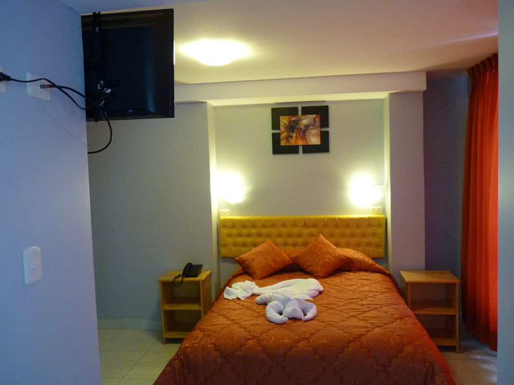 Abancay El Peregrino Apart Hotel מראה חיצוני תמונה